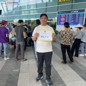 Tan Son Nhat Airport To City Center-Saigon Locals Travel