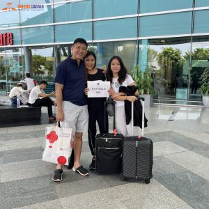 Saigon Limousine Airport Transfer-Saigon Locals Travel