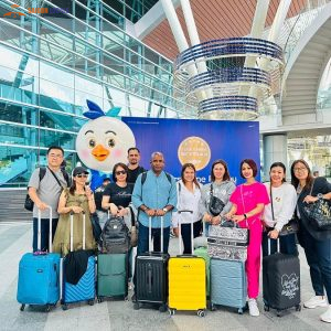 Saigon Airport Limousine Transfer-Saigon Locals Travel