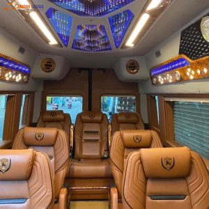 Luxury Car Saigon Airport Transfer-Saigon Locals Travel