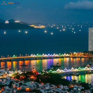Luxury Car Quy Nhon To Nhatrang-Saigon Locals Travel