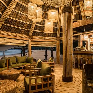 Phu Cat Airport To Zannier Hotels In Private Car - Saigon Locals