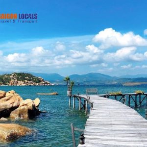 Quy Nhon to Cam Ranh private car - Saigon Locals