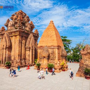 Phu Yen To Nha Trang Private Car - Saigon Locals