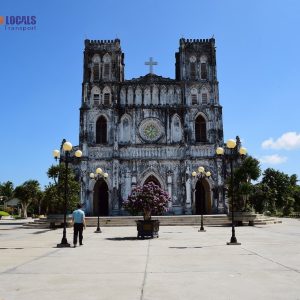 Quy Nhon To Saigon Private Car - Saigon Locals