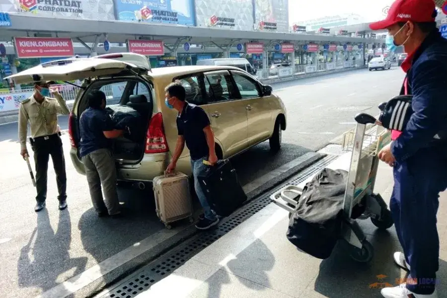 Private car driver picking you up at the arrival hall
