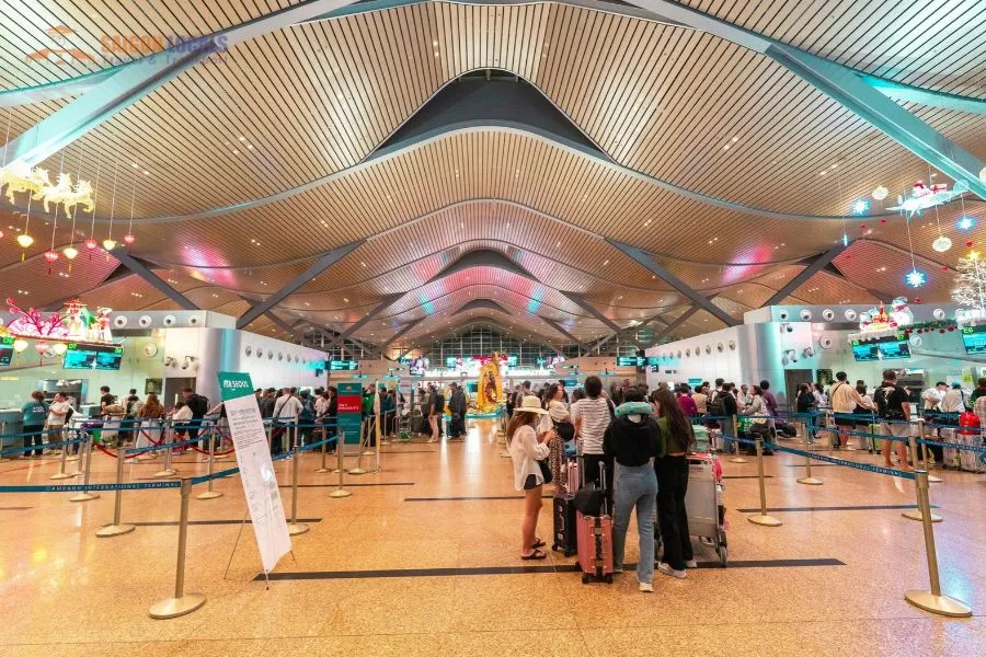 Terminal 1 (T1)