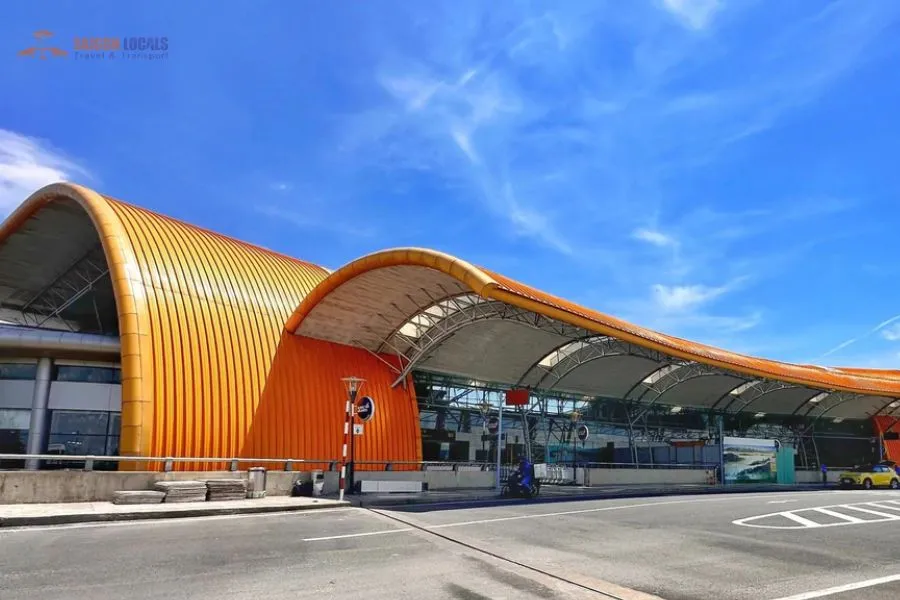 Lien Khuong Airport exit area