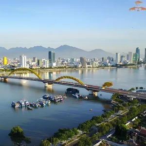 Phu Yen To Da Nang Private Car - Saigon Locals