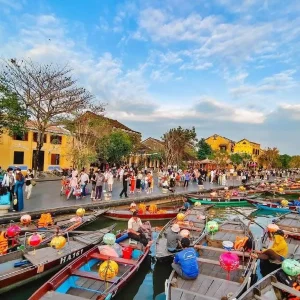 Phu Yen To Hoi An Private Car Transfer - Saigon Locals
