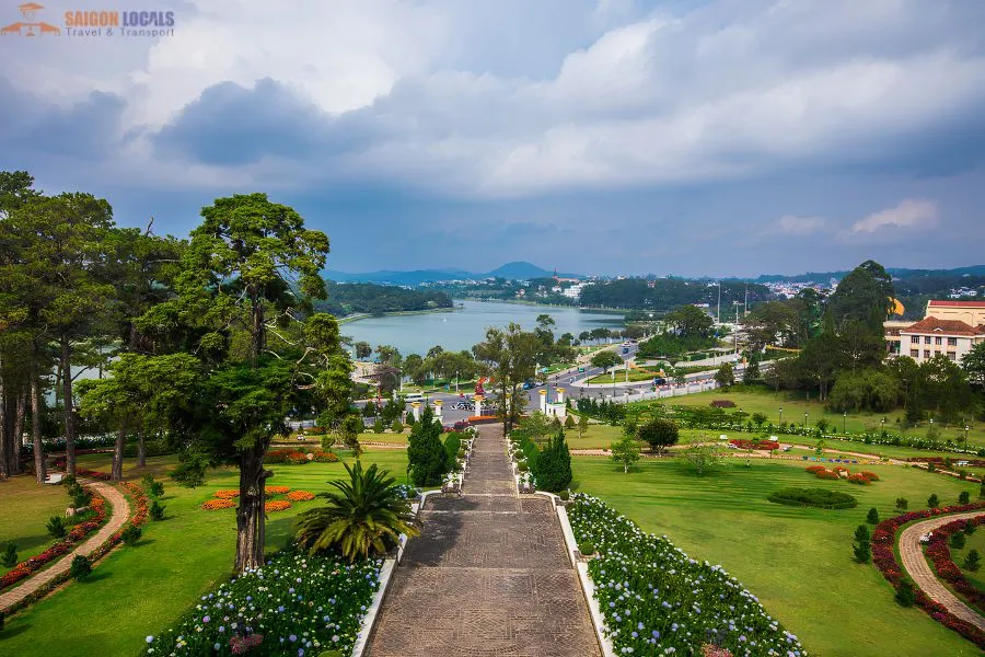 Quy Nhon To Dalat Luxury Car - Saigon Locals