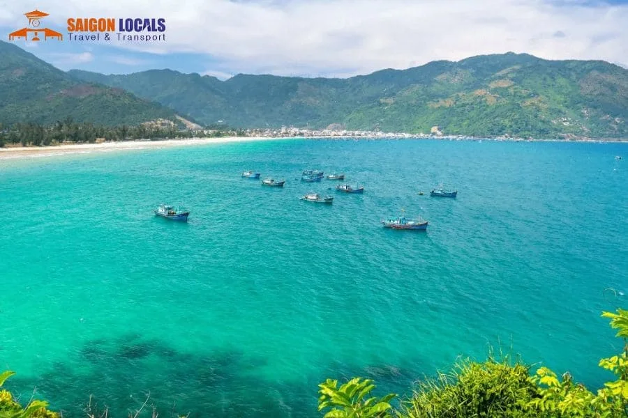 Dalat to Quy Nhon luxury car - Saigon Locals